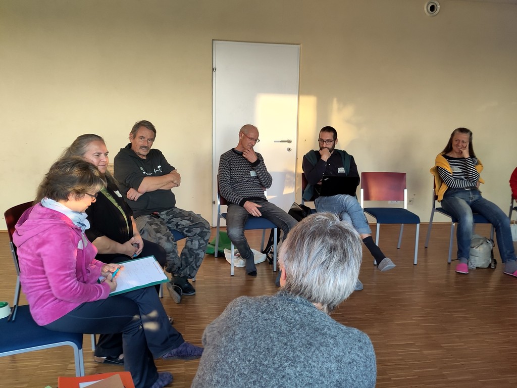 Anregende Diskussionen beim Treffen der NÖ Wohnprojekte am 8.11.2024 im Wohnprojekt Hasendorf
