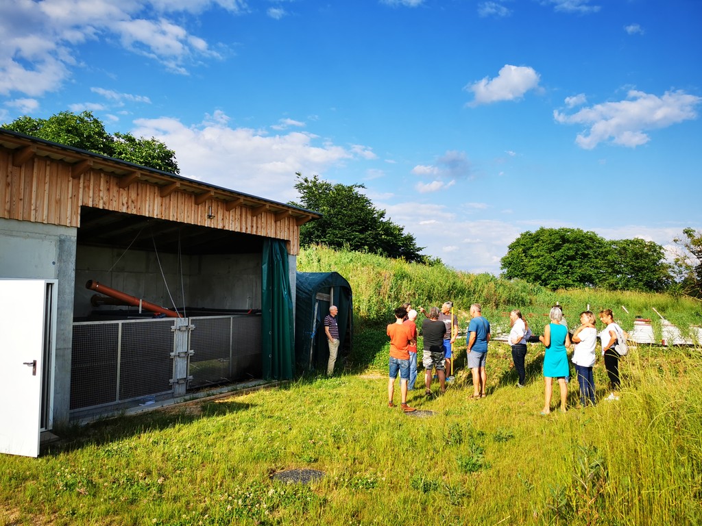 Vernetzungstreffen-noe-wohnprojekte-pflanzenklaeranlage-garten-der-generationen